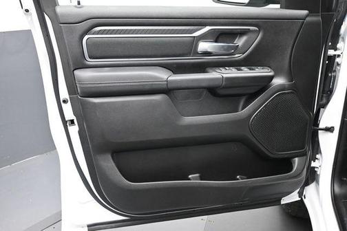 Bright White Clearcoat 2026 RAM 1500 Big Horn/Lone Star