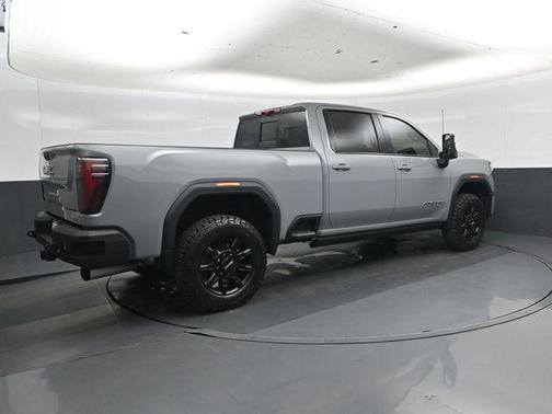 Thunderstorm Gray 2024 GMC Sierra 2500 AT4