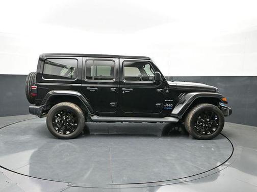 Black Clearcoat 2022 Jeep Wrangler Unlimited 4xe Sahara