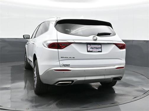 2024 Buick Enclave Premium FWD
