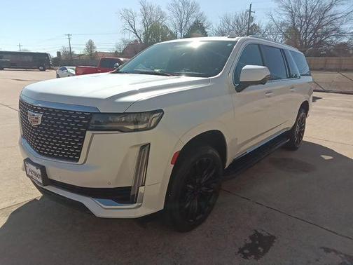 Crystal White Tricoat 2021 Cadillac Escalade ESV Luxury