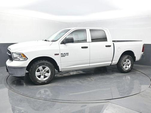 Bright White Clearcoat 2023 RAM 1500 Classic SLT