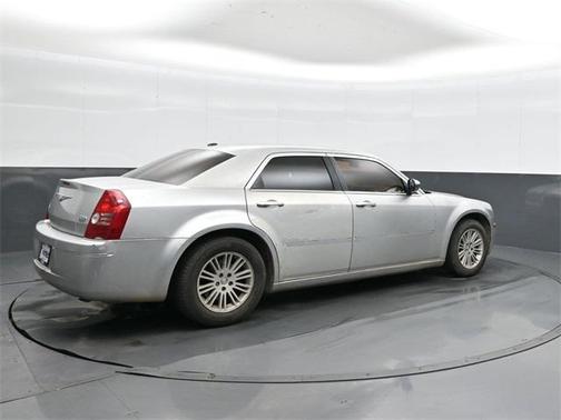 2005 Chrysler 300 Touring