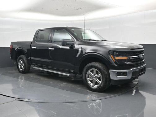 Black Metallic 2025 Ford F-150 XLT