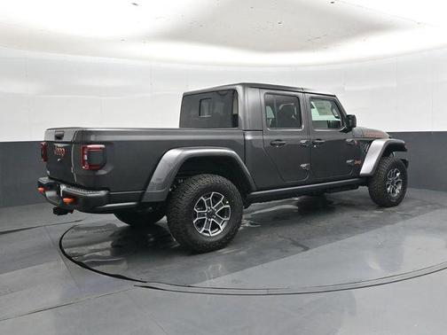 Granite Crystal Metallic Clearcoat 2026 Jeep Gladiator Mojave X 4x4