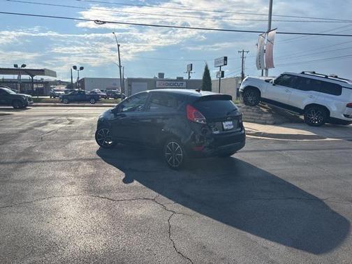 2016 Ford Fiesta SE