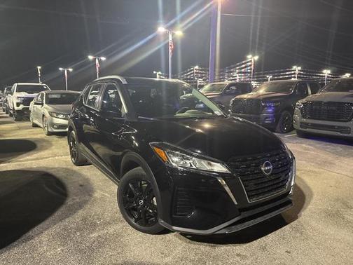 2023 Nissan Kicks SV