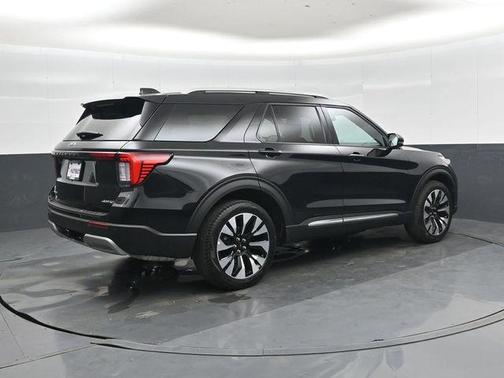 Black Metallic 2025 Ford Explorer Platinum