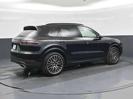 Black 2020 Porsche Cayenne Cayenne