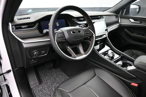 Bright White Clearcoat 2026 Jeep Grand Cherokee 85th Anniversary Edition