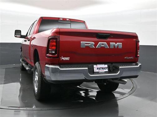2025 RAM 2500 Tradesman Crew Cab 4x4 6'4' Box