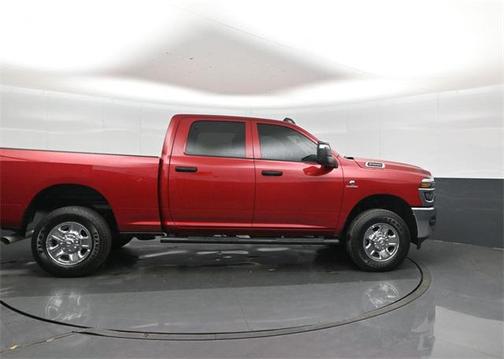 2025 RAM 2500 Tradesman Crew Cab 4x4 6'4' Box