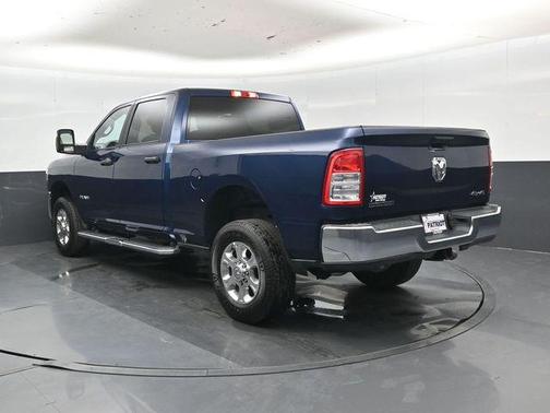 Patriot Blue Pearlcoat 2024 RAM 2500 Big Horn Crew Cab 4x4 6'4' Box