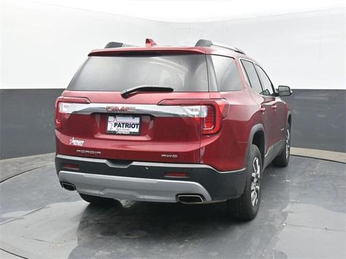 2023 GMC Acadia AWD SLT