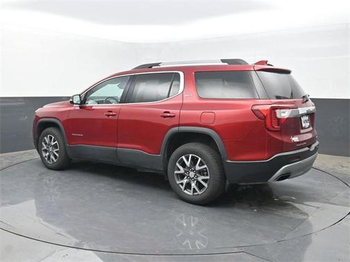 2023 GMC Acadia AWD SLT