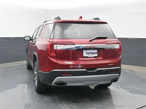 2023 GMC Acadia AWD SLT