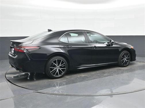 Midnight Black Metallic 2024 Toyota Camry SE