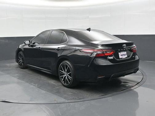 Midnight Black Metallic 2024 Toyota Camry SE