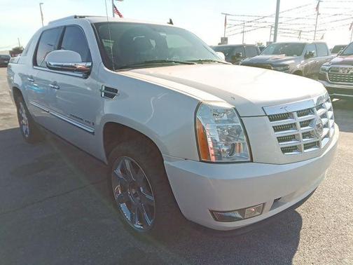 White Diamond Tricoat 2008 Cadillac Escalade EXT Base