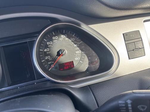 2011 Audi Q7 3.0T Premium