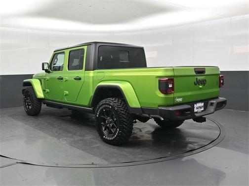 2026 Jeep Gladiator Willys 4x4