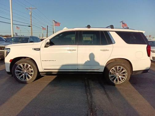 Summit White 2021 GMC Yukon Denali