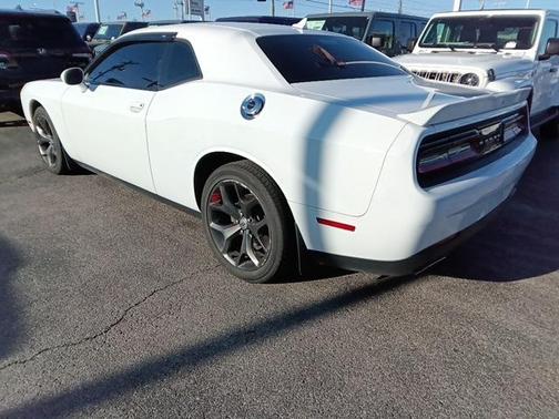 2018 Dodge Challenger SXT