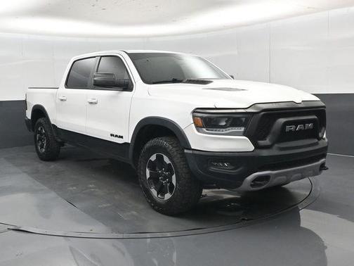 Bright White Clearcoat 2020 RAM 1500 Rebel
