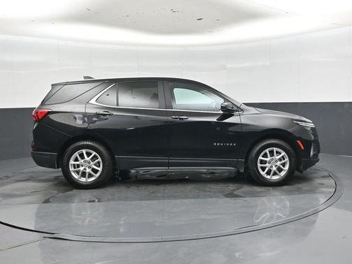 Mosaic Black Metallic 2023 Chevrolet Equinox 1LT