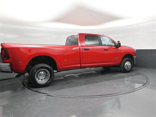 2026 RAM 3500 Big Horn Crew Cab 4x4 8' Box