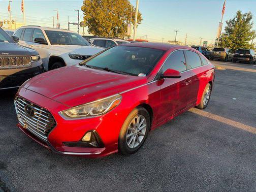 Scarlet Red 2018 Hyundai SONATA SE