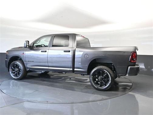 2025 RAM 2500 Big Horn Crew Cab 4x4 6'4' Box