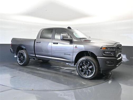2025 RAM 2500 Big Horn Crew Cab 4x4 6'4' Box