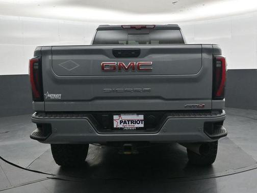 Thunderstorm Gray 2025 GMC Sierra 2500 AT4