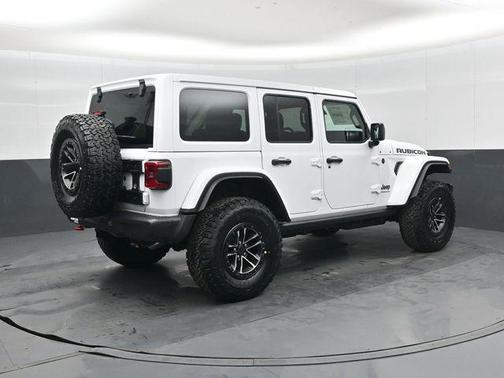 Bright White Clearcoat 2026 Jeep Wrangler Rubicon