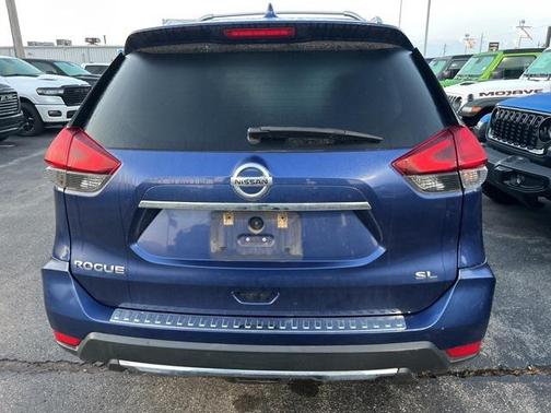 2017 Nissan Rogue SL