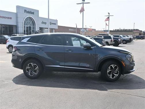2024 Kia Sportage LX