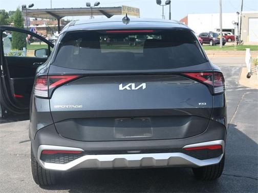 2024 Kia Sportage LX