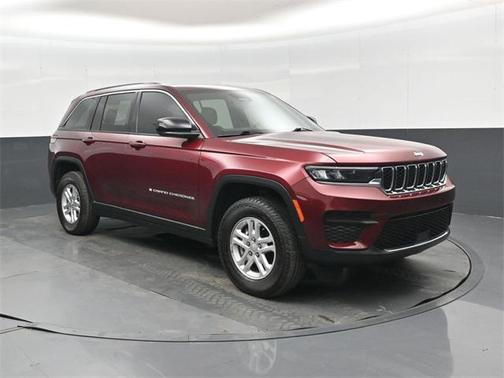 2024 Jeep Grand Cherokee Laredo