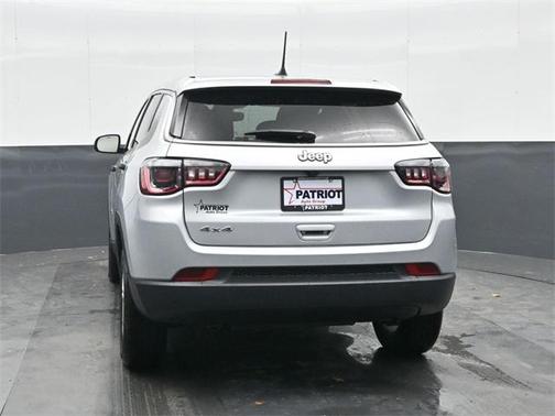 2025 Jeep Compass Sport