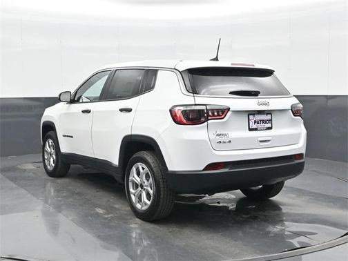 2025 Jeep Compass Sport