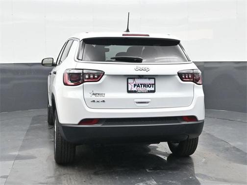 2025 Jeep Compass Sport