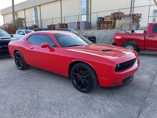 2020 Dodge Challenger SXT