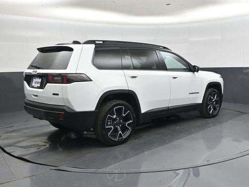Bright White Clearcoat 2026 Jeep Cherokee Overland