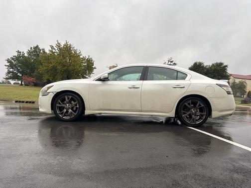 2014 Nissan Maxima SV