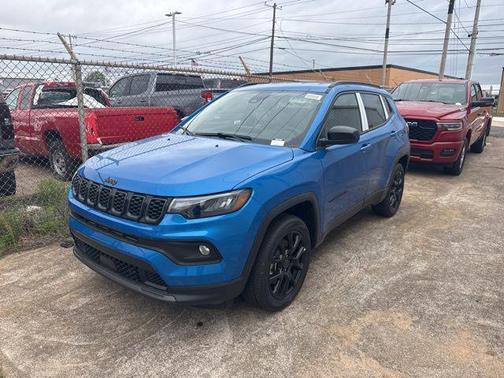 Hydro Blue Pearlcoat 2026 Jeep Compass Latitude