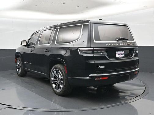 Diamond Black Crystal Pearlcoat 2024 Jeep Grand Wagoneer Series III 4x4
