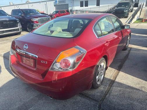Maroon 2007 Nissan Altima 2.5 S