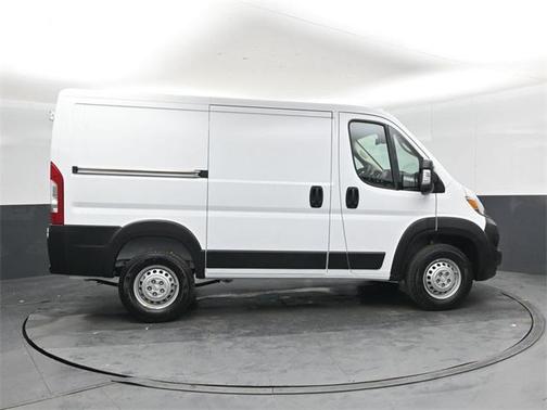 2026 RAM ProMaster 1500 Low Roof