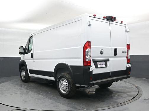 Bright White Clearcoat 2026 RAM ProMaster 1500 Low Roof